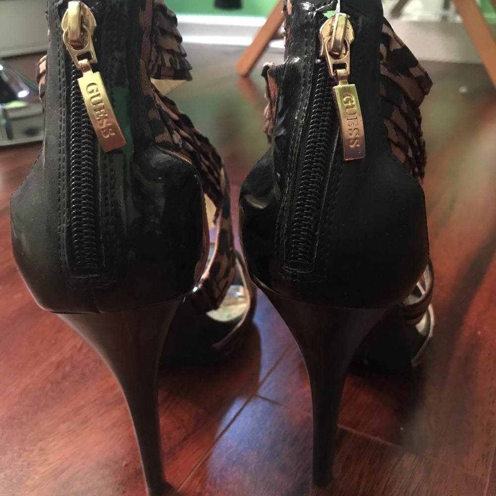 Shoes - Picture 3 of 4